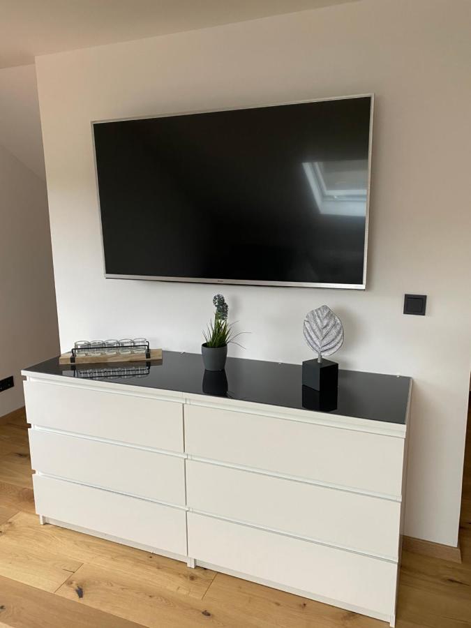 Uraha Apartments هيرتسوجيناوراخ المظهر الخارجي الصورة