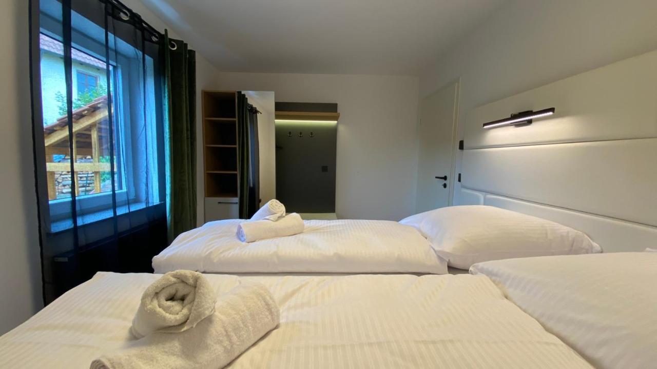 Uraha Apartments هيرتسوجيناوراخ المظهر الخارجي الصورة